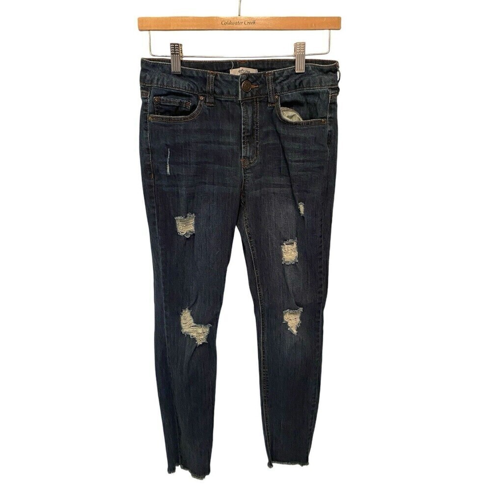 Refuge Dark Wash Destressed Denim Jeans Sz.6